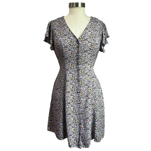 Abound Dresses & Skirts - Abound Floral Flutter Short Sleeve Mini Dress Size Small
